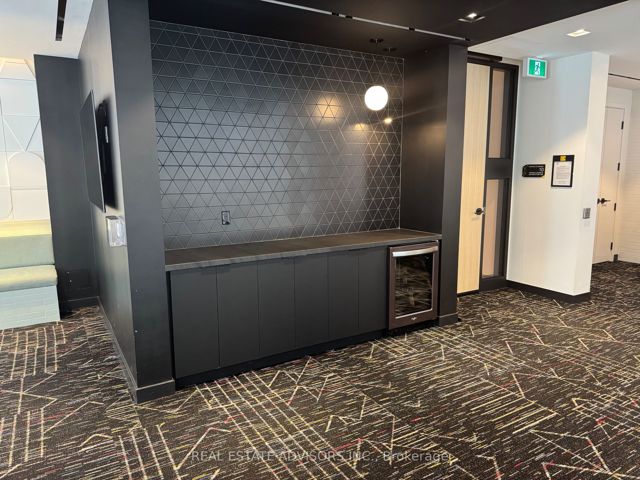 502 - 36 Zorra St