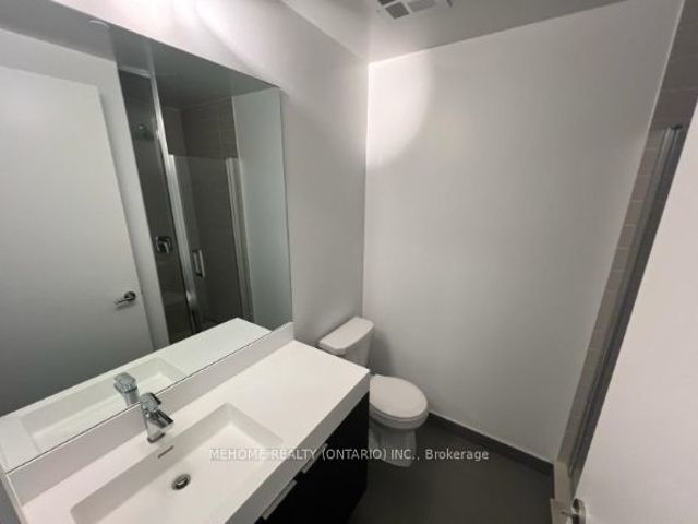 1124 - 3100 Keele St