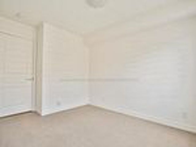 TH 4 - 70 Eastwood Park Gdns