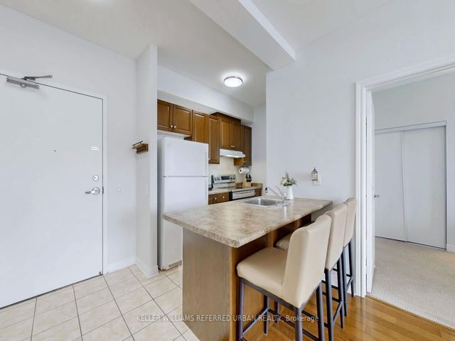214 - 1415 Lawrence Ave W