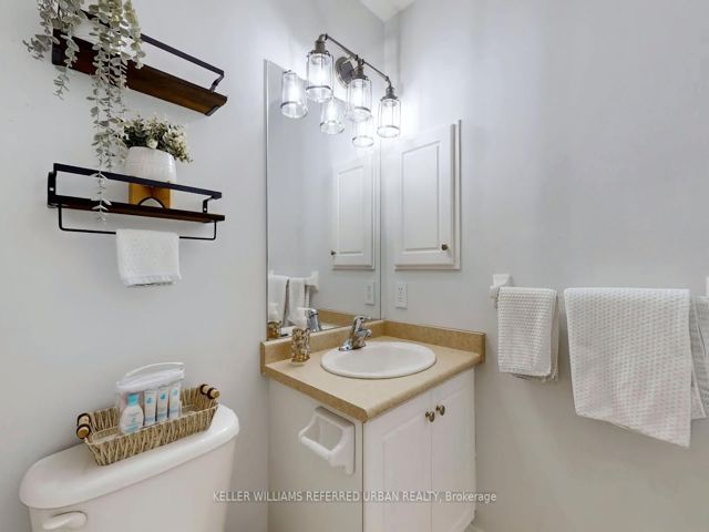 214 - 1415 Lawrence Ave W