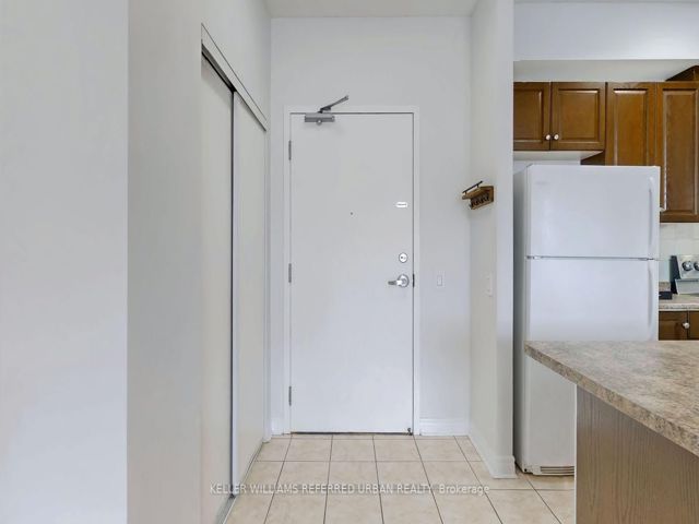 214 - 1415 Lawrence Ave W