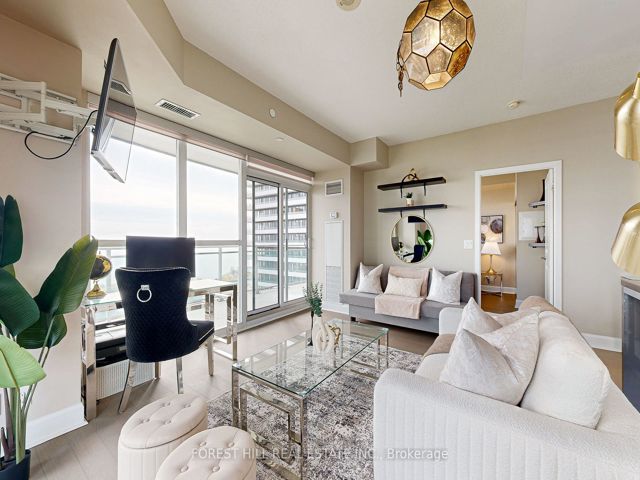 1909 - 33 Shore Breeze Dr