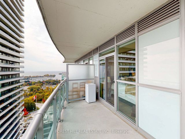 1909 - 33 Shore Breeze Dr