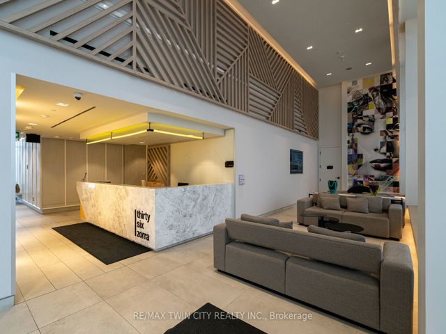 3001 - 36 Zorra St