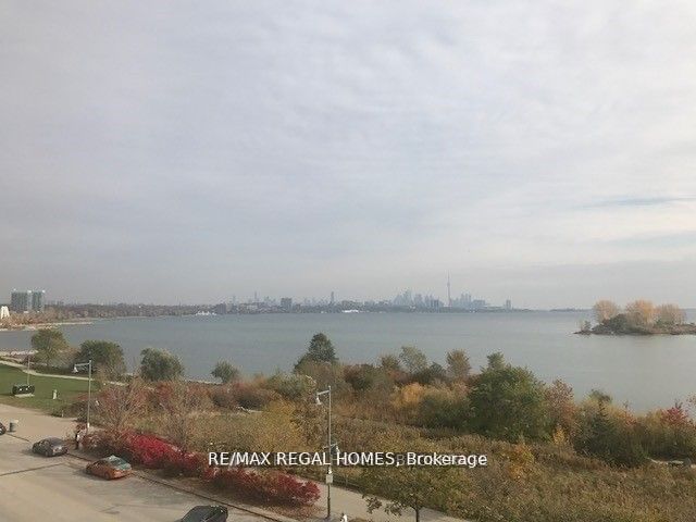 305 - 110 Marine Parade Dr