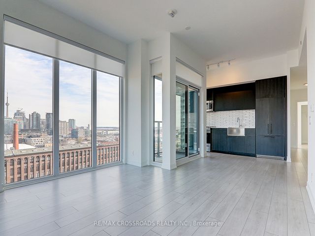 LPH3 - 270 Dufferin St