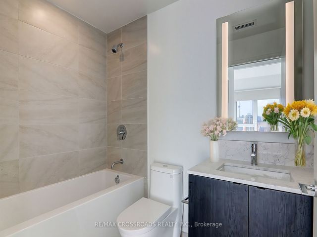 LPH3 - 270 Dufferin St