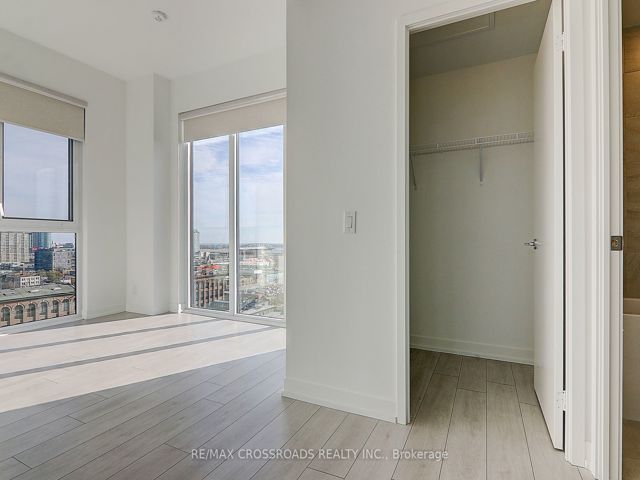 LPH3 - 270 Dufferin St