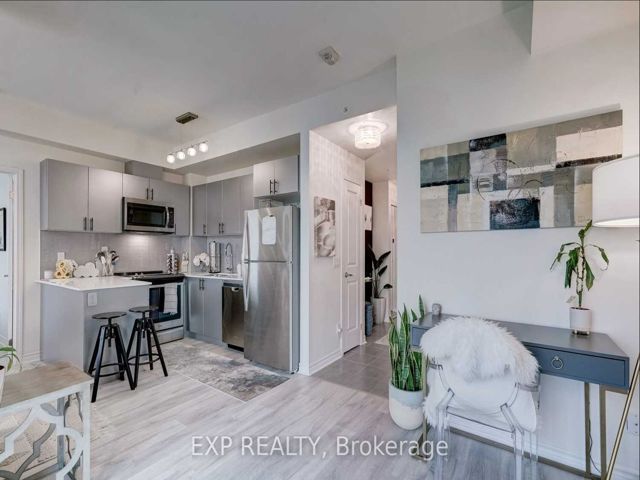 419 - 2522 Keele St