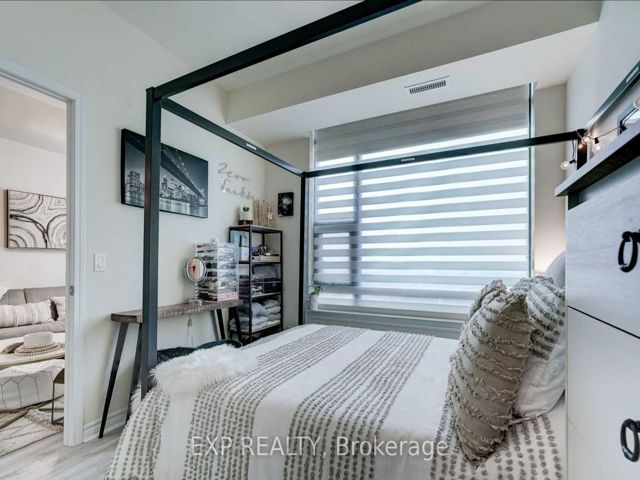 419 - 2522 Keele St