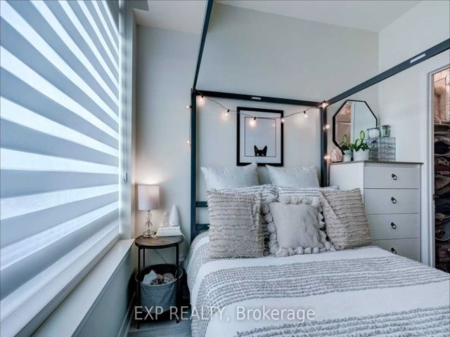 419 - 2522 Keele St