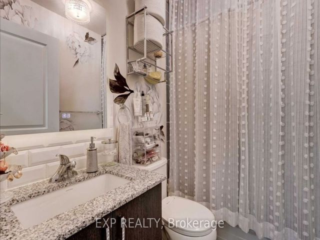 419 - 2522 Keele St