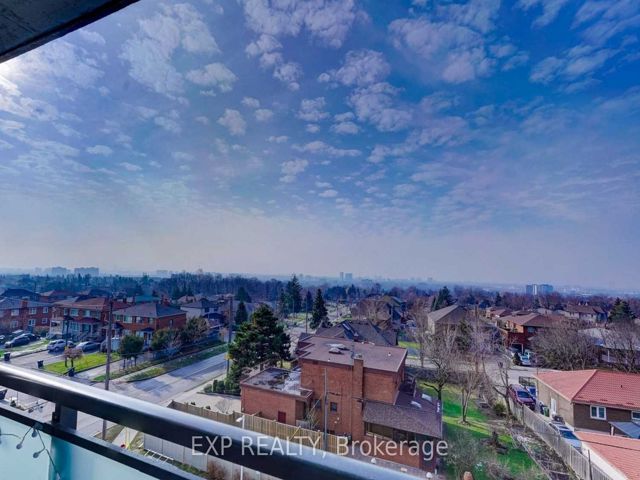 419 - 2522 Keele St