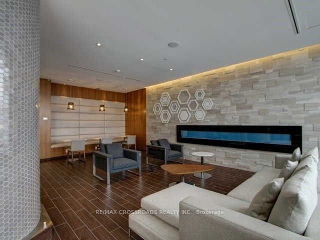 1210 - 36 Park Lawn Rd