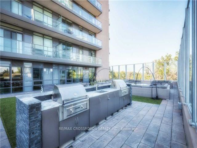 1210 - 36 Park Lawn Rd