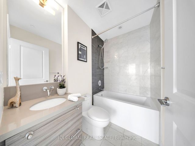 2509 - 33 Shore Breeze Dr