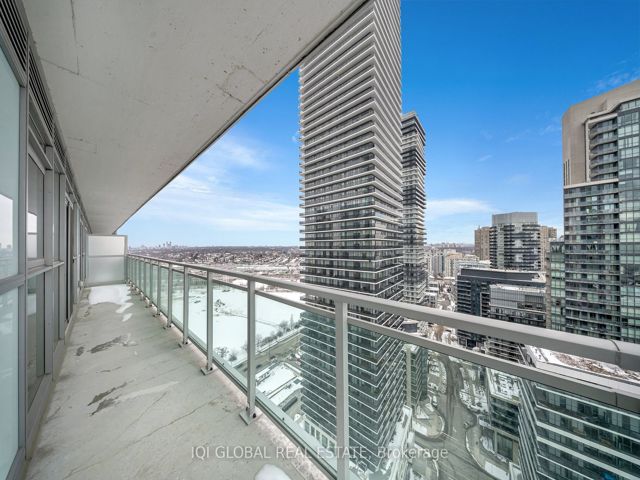 2509 - 33 Shore Breeze Dr