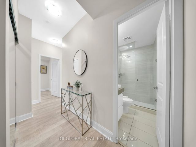 2509 - 33 Shore Breeze Dr