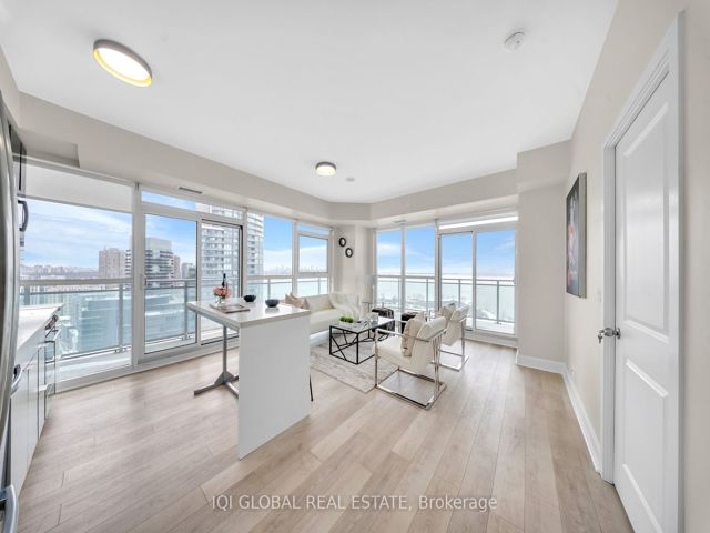 2509 - 33 Shore Breeze Dr