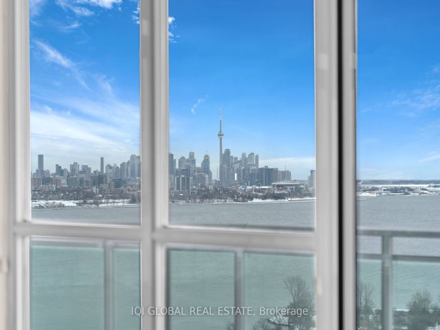 2509 - 33 Shore Breeze Dr