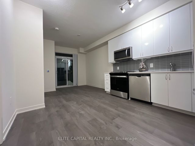 709 - 38 Annie Craig Dr