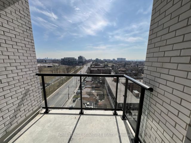 1114 - 3100 Keele St