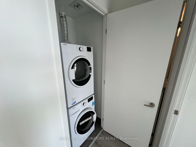 1114 - 3100 Keele St