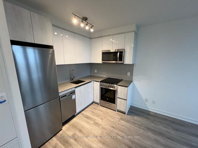 509 - 3100 Keele St