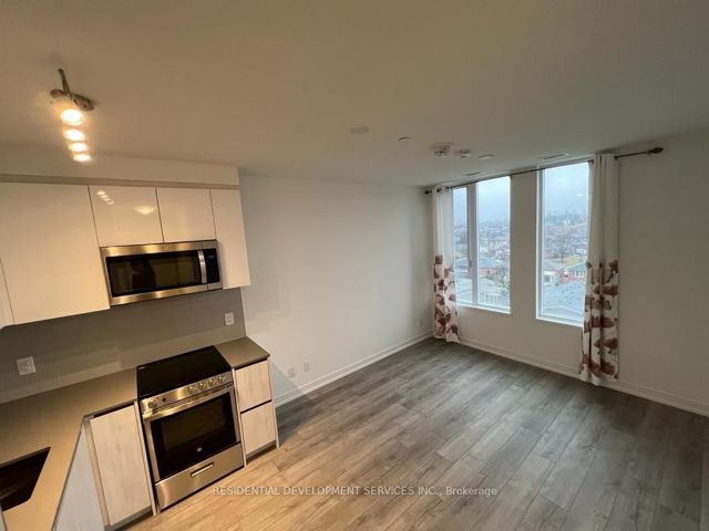 509 - 3100 Keele St