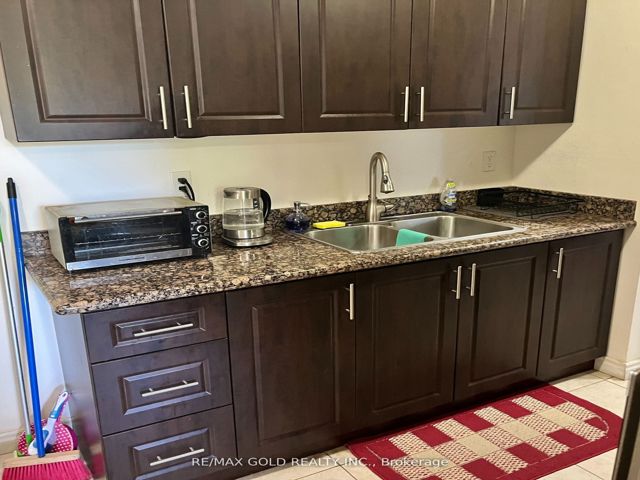 407 - 345 Driftwood Ave
