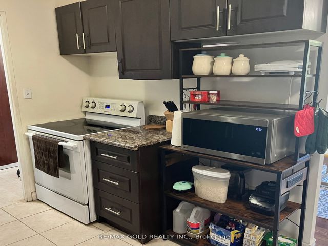 407 - 345 Driftwood Ave