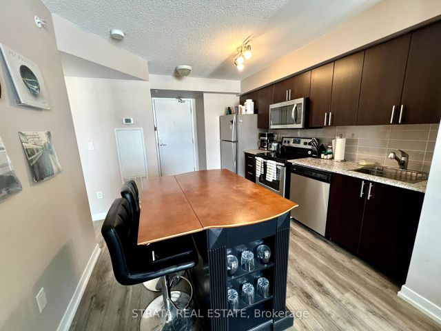 1809 - 1420 Dupont St