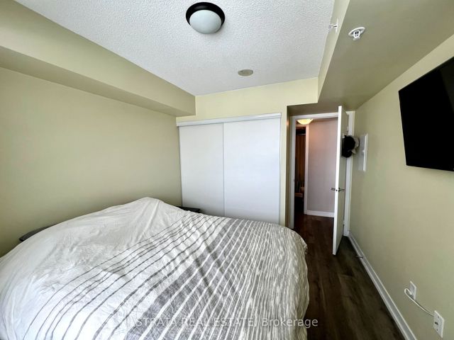 1809 - 1420 Dupont St