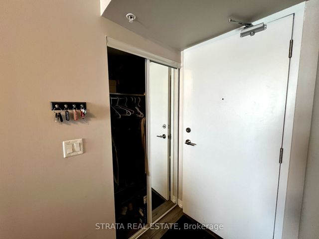 1809 - 1420 Dupont St