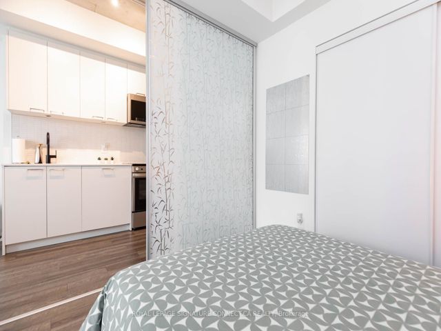 219 - 1808 St Clair Ave W