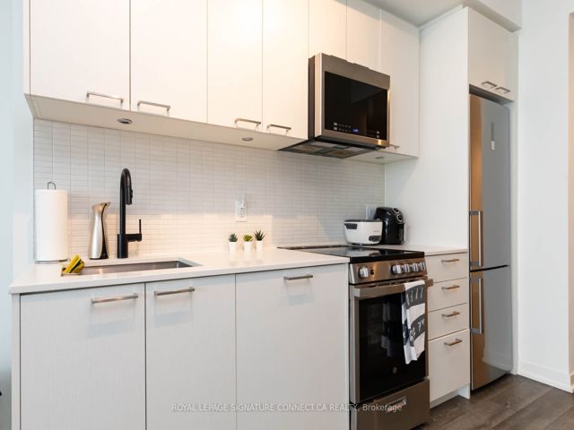 219 - 1808 St Clair Ave W