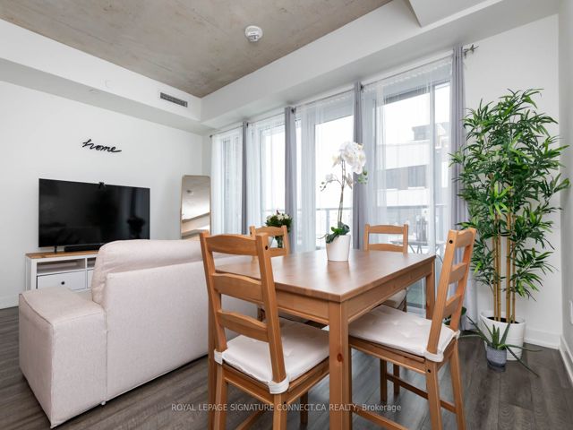 219 - 1808 St Clair Ave W