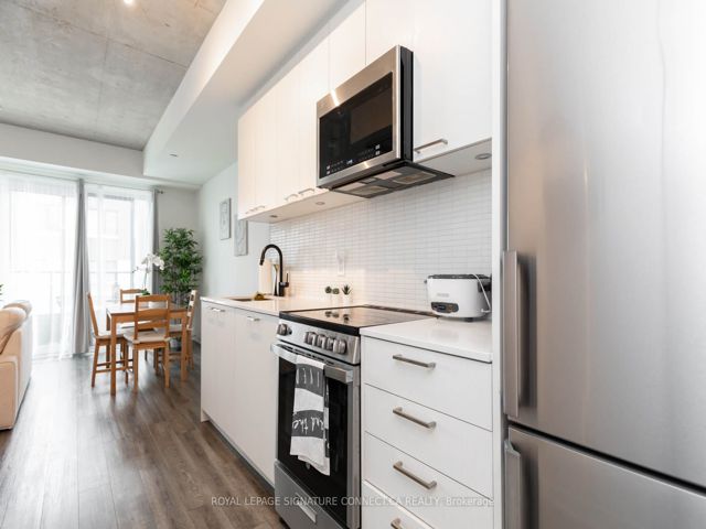 219 - 1808 St Clair Ave W