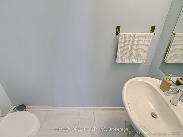 13 - 260 Twelfth St