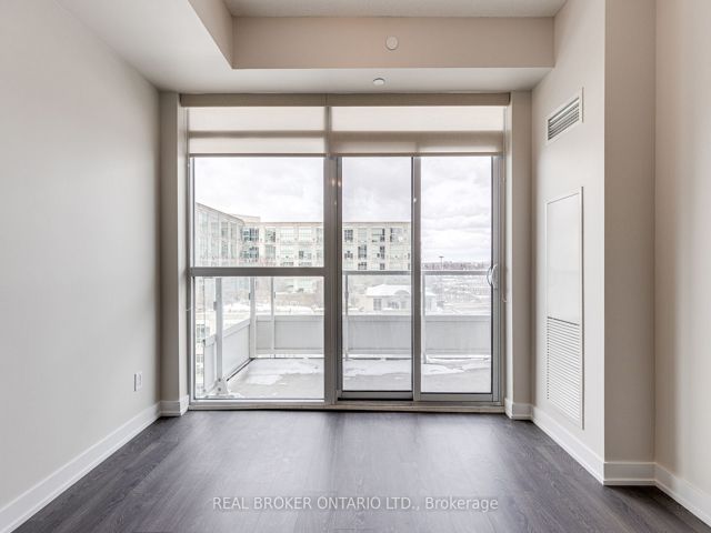 1111 - 251 Manitoba St