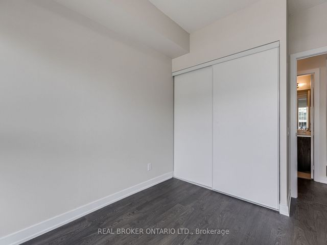 1111 - 251 Manitoba St