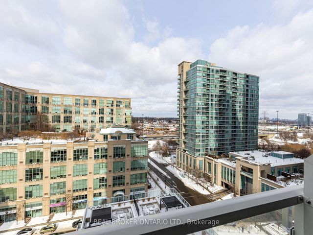 1111 - 251 Manitoba St