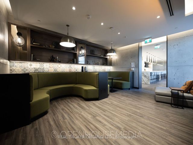 1111 - 251 Manitoba St