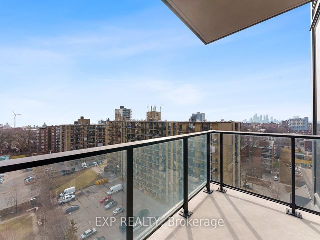 908 - 270 Dufferin St