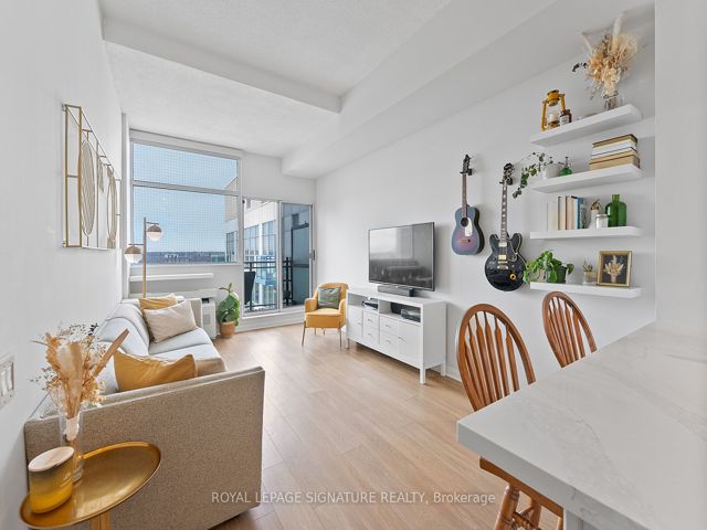 1121 - 1600 Keele St