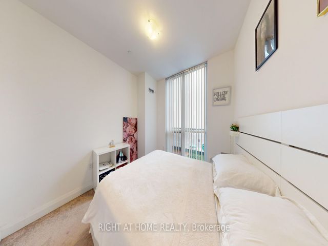 2803 - 9 Valhalla Inn Rd