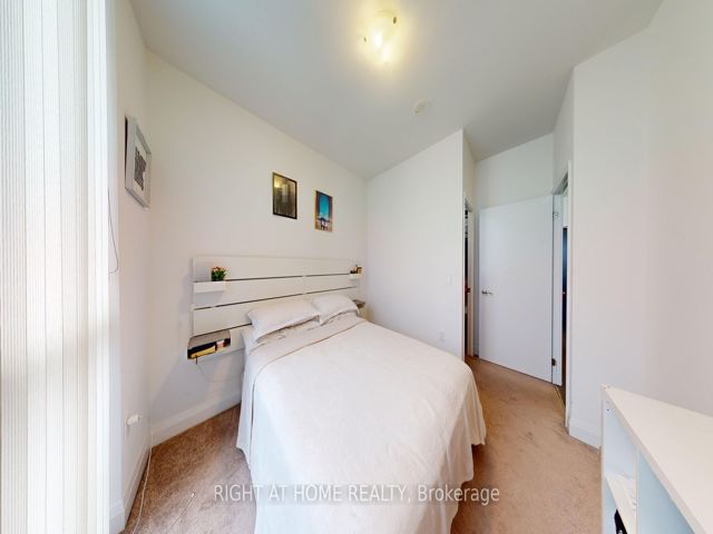 2803 - 9 Valhalla Inn Rd