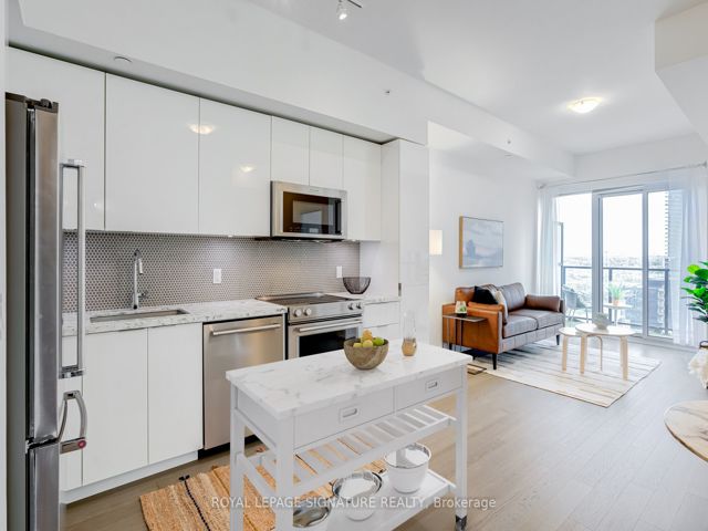 1214 - 30 Shore Breeze Dr