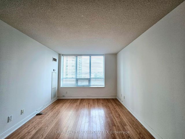 656 - 25 Viking Lane